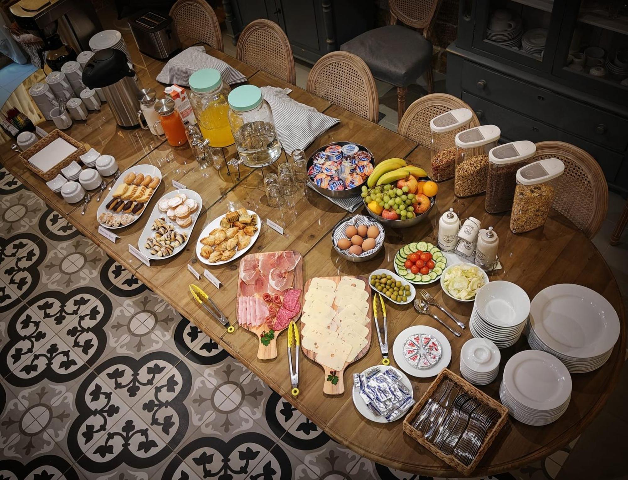 Ta' Gilarda Boutique Living Panzió Birbuba Kültér fotó