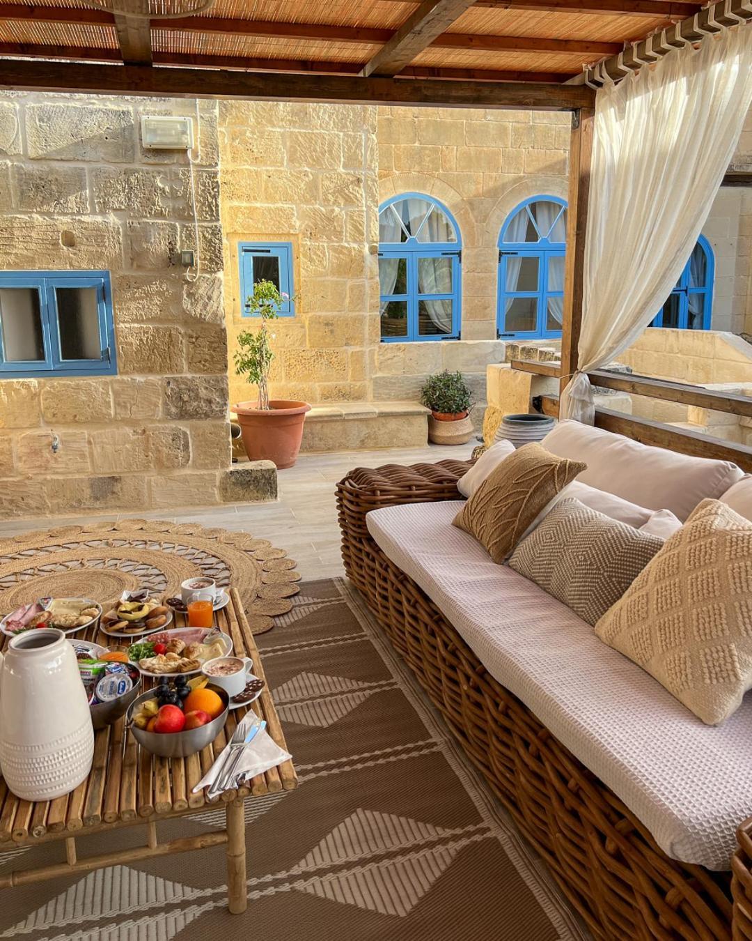 Ta' Gilarda Boutique Living Panzió Birbuba Kültér fotó